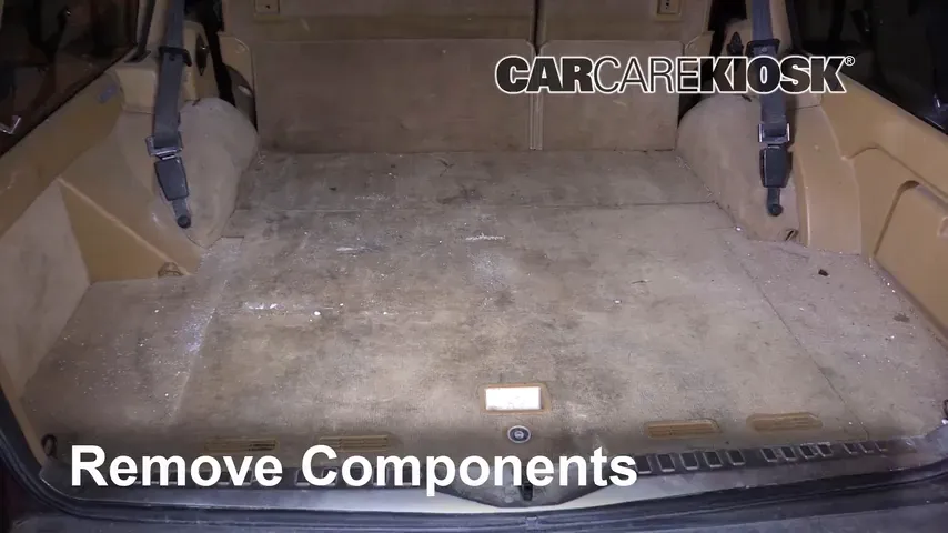 1992 Volvo 740 2.3L 4 Cyl. Wagon Jack Up Car